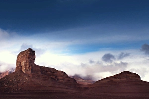 Curve Prints: Marble Canyon in Arizona. Reddish landscape of the grand canyon