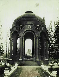 1947 Prints: Millionaire's £50, 000 Mausoleum - Impressive Monument in Batavia