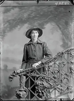 Wellington Prints: ﻿Miss Fuller 6 PC, circa 1920, Wellington, by Berry & Co