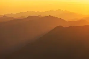 Berg Prints: Mountains on sunset Scenic Sunset in the mountains