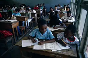 Lessons Prints: Mozambique, Maputo, Primary School Pupils In Classroom