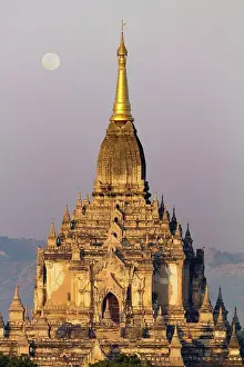 Brick Prints: Myanmar, Mandalay, Bagan. Dawn and moonrise over the Gawdawpalin Temple in Bagan in Myanmar