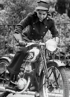 Picture Prints: N.E.S. Motor Cycle. November 27, 1940.;N.E.S. Motor Cycle