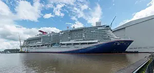 Northern Germany Prints: New building of the Carnival Jubilee in the shipyard harbour of Meyer Werft