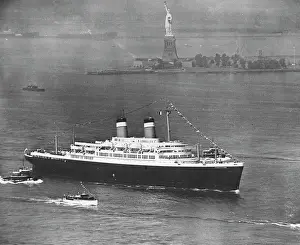 Picture Prints: The new United States luxury liner