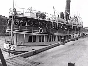 Unitedstates Prints: New York, New York: August 21, 1923 Immigrants arriving at Ellis Island aboard the tender Machigonne