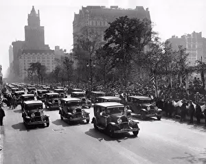 1926 Prints: New York, New York: c. 1926 New York City squad cars in a police parade