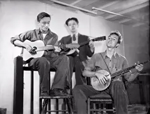 Singing Prints: New York, New York: c.1940. L-R: Baldwin (Butch) Hawes