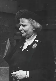 1949 Prints: A news paper article headed 'jews raise huge funds to fight British' was the subject of a libel suit by Dr