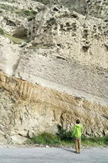 Volcanic Prints: Nonconformity: 22Ka Ash flow tuff on Eocene metamorphic rock of the basement of Santorini