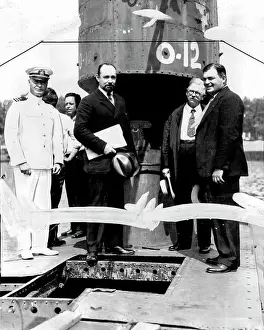 Glacier Prints: Noted Explorer Inspects Submarine for Undersea Polar Cruise: Sir George Hubert Wilkins