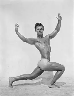 Bodybuilder Prints: Nude Muscular Bodybuilder in Free Pose c.1952