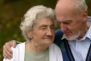 Oldest Prints: An old couple