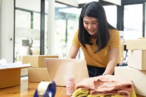 Tableware Prints: Online Seller and Online Business Concept