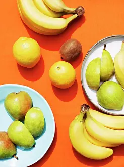 Tablecloth Prints: Overhead view of fruits on plates