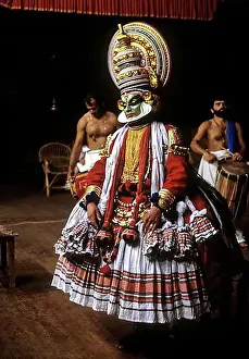 Plays Prints: Pacha Green noble and the divine character in Kathakali