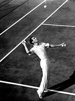 Tennis Prints: Perry Ousts Gledhill In Pro TennisDefending national professional Tennis champion Fred Perry (above)
