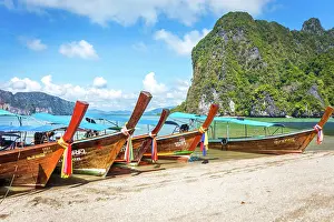 Tourismus Prints: PHANG NGA BAY, THAILAND 10 JANUARY
