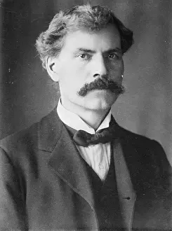 Prime Prints: Photograph of James Ramsey MacDonald (1866-1937) First Labour Party Prime Minister of Great Britain
