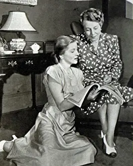 Joan Prints: Photograph of Lillian Fontaine (1886-1975) with her daughter Joan Fontaine (1917-2013)
