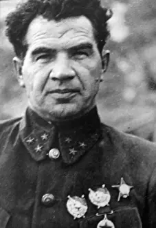 Union Prints: Photographic portrait of Vasily Ivanovich Chuikov (1900-1982)