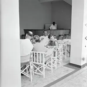 Visit Prints: Poll photo collection