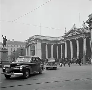 College Prints: Poll photo collection. Dublin. College Green