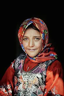 Traditional Attire Prints: Portrait Sadaf Ma