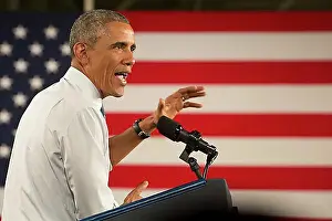 Speak Prints: President Barack Obama speaks at Ford's Michigan Assembly Plant