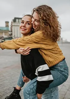 Best Prints: pretty young girls having fun together 8