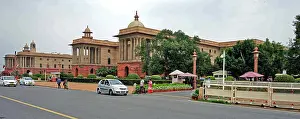 Ministers Prints: Prime Ministers Office Gate No 5 South Block Near South Block New Delhi, India