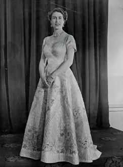 Her Majesty Prints: The Queen In The Coronation Gown A new portrait of the Queen