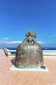 Gardens Prints: Queen Mariana, Reina Mariana, bronze sculpture