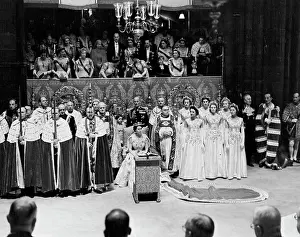 Gown Prints: The Queen takes her seat in the Chair of Estate Her Majesty the Queen photographed after making her humble adoration