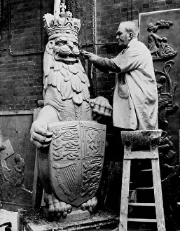 1953 Prints: The Queen's Beasts For Abbey Annexe - Mr
