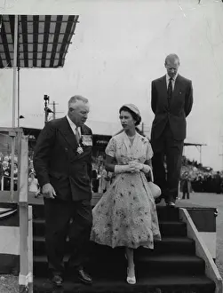 Prince Royal Person Prints: Rally: The Queen descends the dais with Major General Richardson after the Duke (in background)