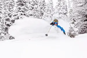 Model Release Prints: Ray Peacock skiing in fresh powder at Whitefish Mountain Resort in Montana, USA (MR)