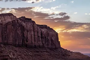 Hike Prints: Roadside landscapes and views near Monument Valley, Arizona