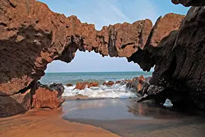 Wahrzeichen Prints: rock bridge, Bheemili beach, visakhapatnam andhra pradesh