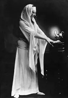 Capital Cities Prints: Rosa Poppe as Lady Macbeth, Macbeth, c. 1910