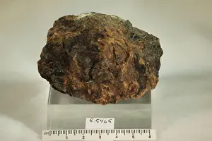 Mineral Prints: Samarskite-(Y). minerals. North America; USA; North Carolina; Mitchell County
