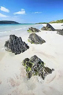 Good Weather Prints: Sandy beach beach on the north coast, Scotland, Great Britain