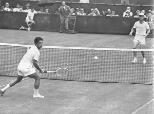 1949 Prints: Sidwell Drives One Past Cucelli : Gianni Cucelli (Forecourt)