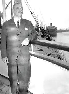 Entrepreneur Prints: Sir Ernest Oppenheimer Arrives -- Sir Ernest Oppenheimer