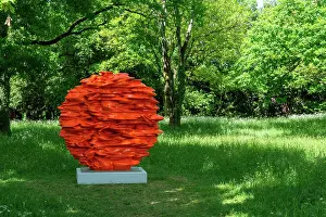 Kapelle Prints: Skulpturen von Tony Cragg auf der Rosenhöhe in Darmstadt *** Sculptures from Tony Cragg at the Rose height in Darmstadt