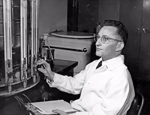 University Prints: Sol Spiegelman (1914-1983)