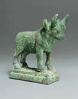 Heavy Prints: Standing bull ca. mid- to late 1st millennium B