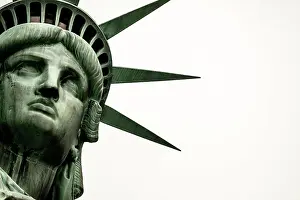2015 Prints: Statue of liberty The Statue of Liberty is a colossal neoclassical sculpture on Liberty Island Copyright: xZoonar