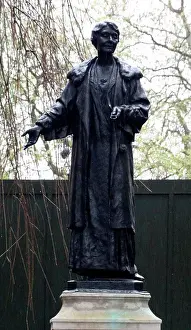 Activist Prints: statue in Victoria Tower Gardens