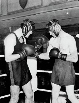 Boxer Prints: Strickland Prepares To Meet Loughran -- Maurice Strickland
